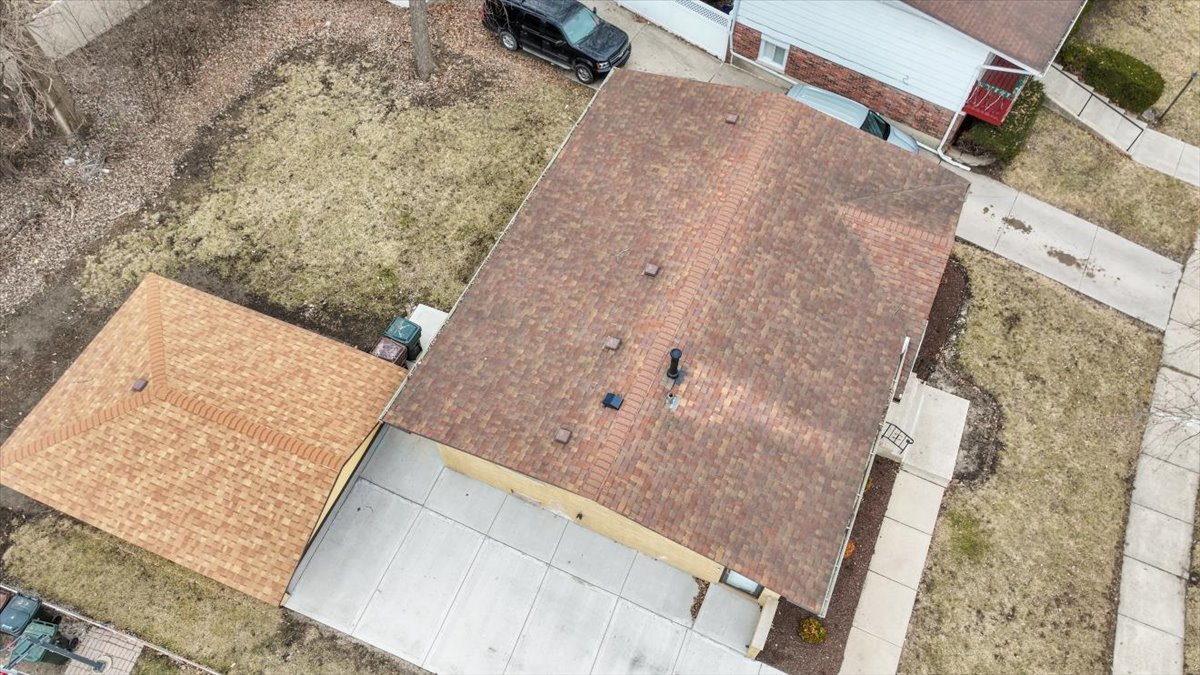 406 N Park Drive, Glenwood, IL 60425