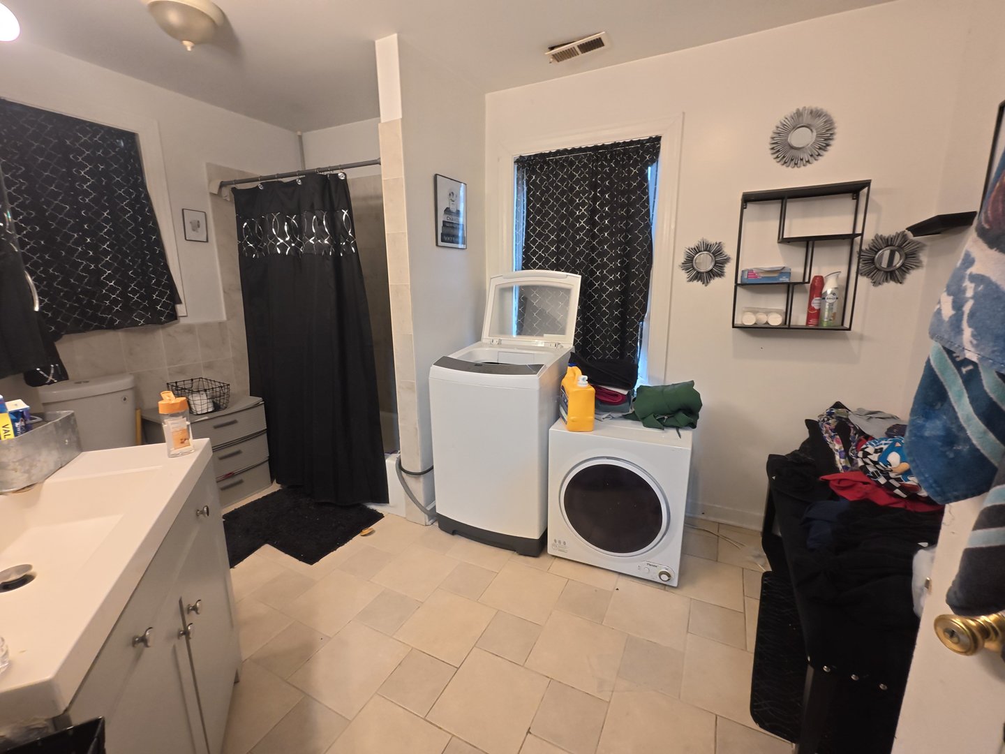 8802 S Carpenter Street, Chicago, IL 60620