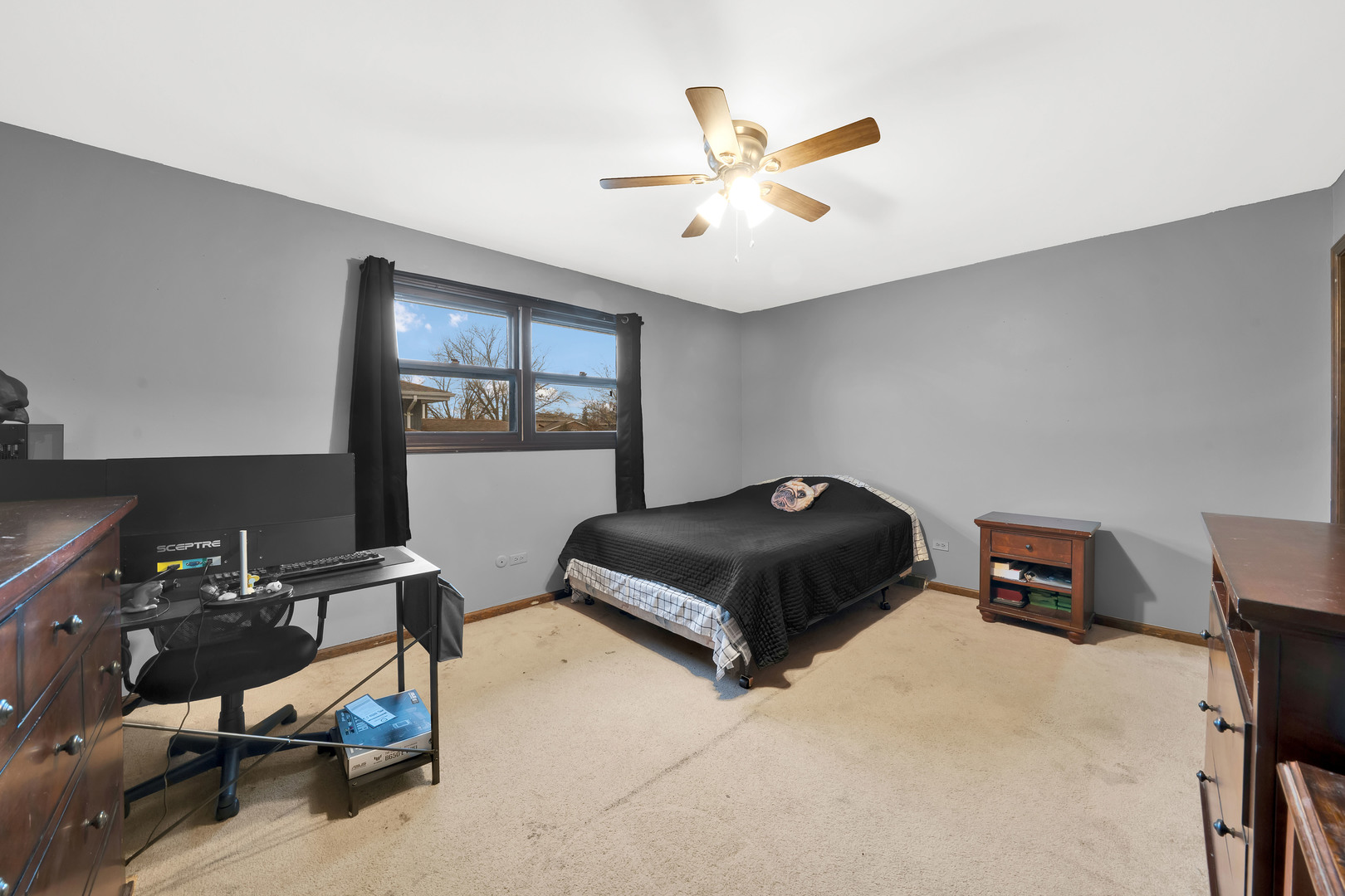 10732 S Meadow Lane, Palos Hills, IL 60465