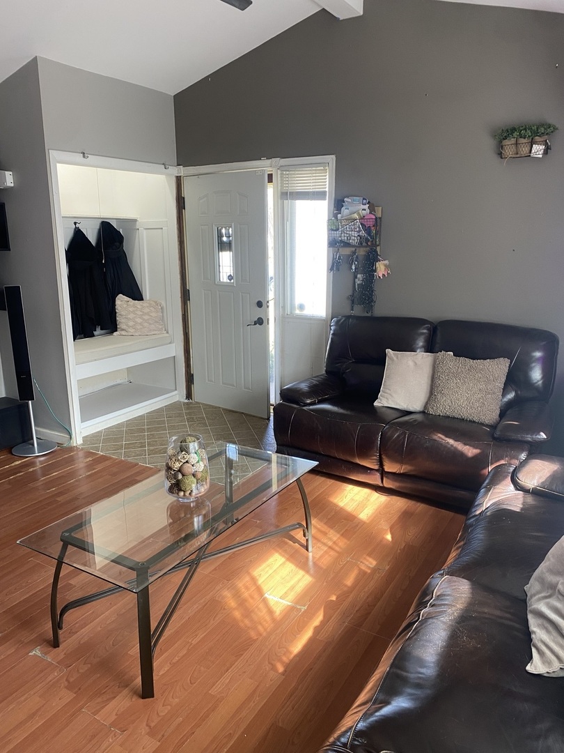 1832 N Jackson Street, Waukegan, IL 60087