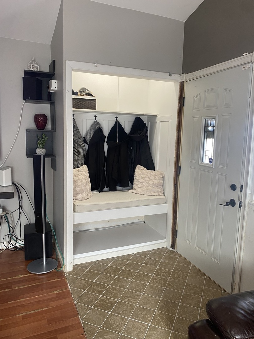 1832 N Jackson Street, Waukegan, IL 60087