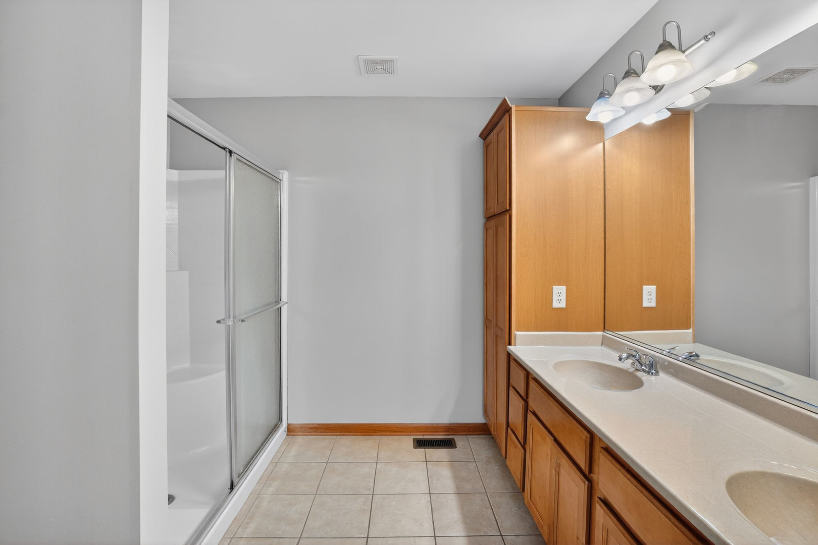 1302 Deerpath Drive, Yorkville, IL 60560