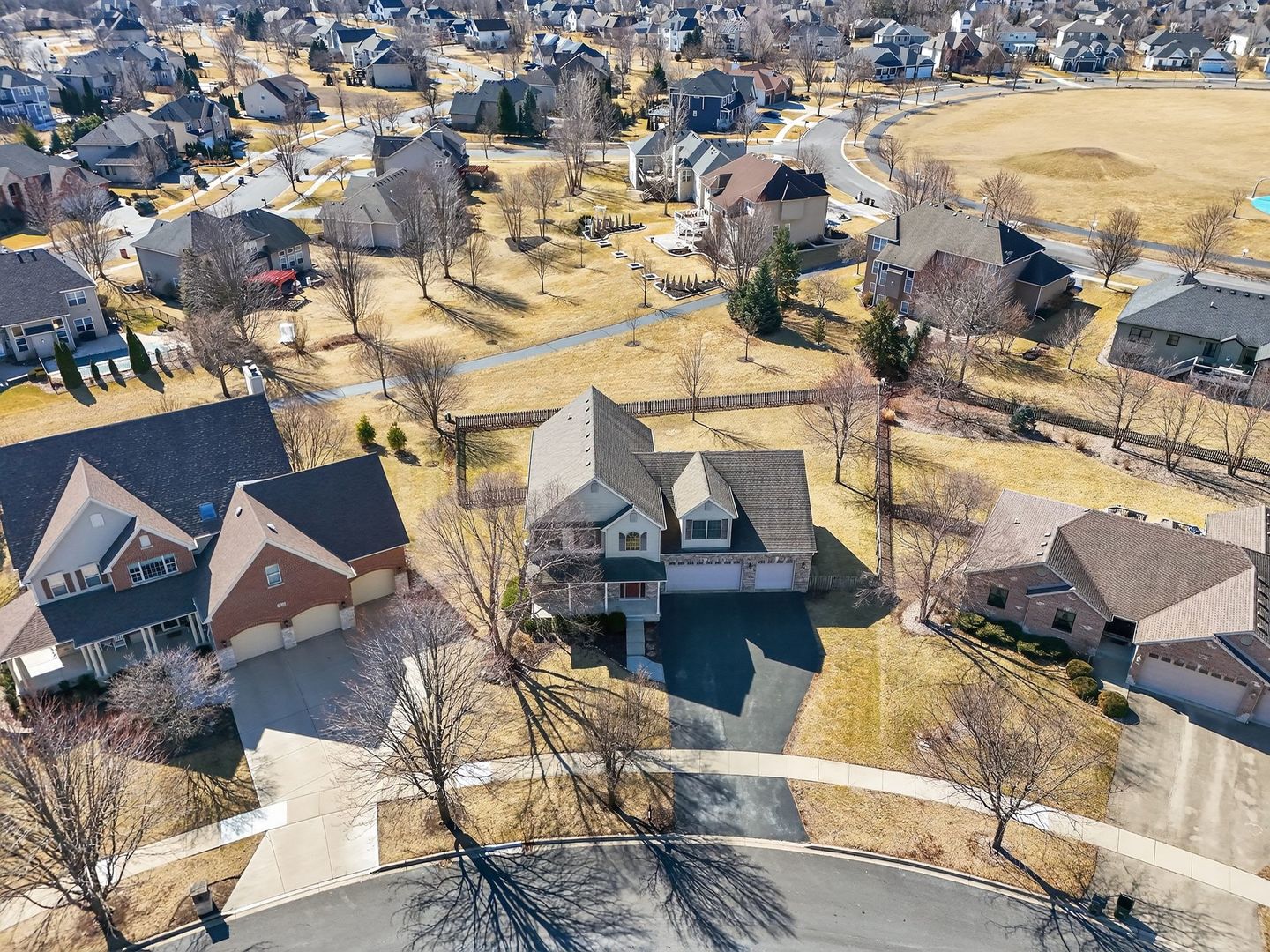 1302 Deerpath Drive, Yorkville, IL 60560