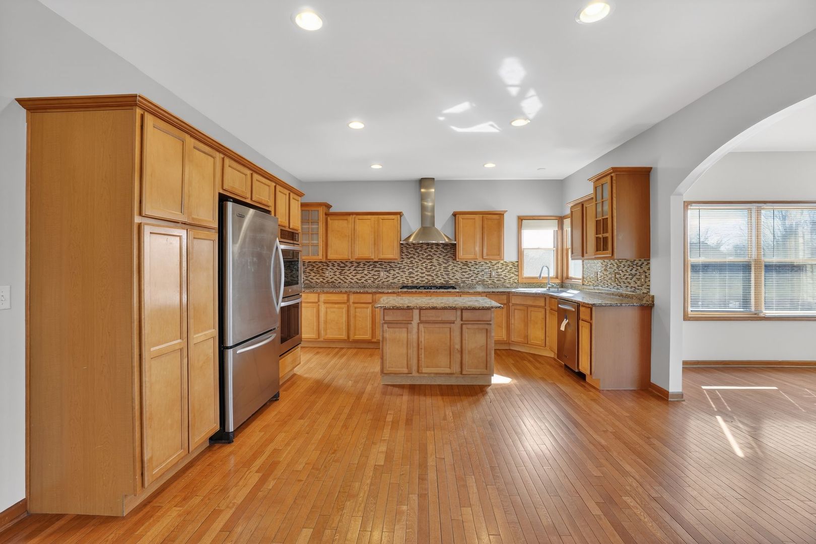 1302 Deerpath Drive, Yorkville, IL 60560