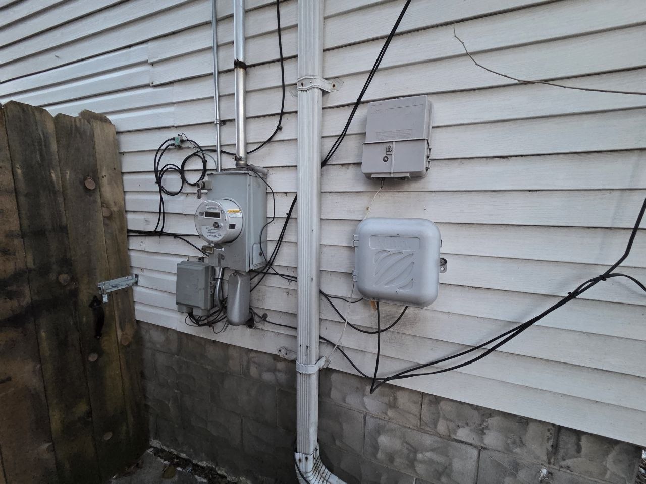 221 E 138th Street, Dolton, IL 60419