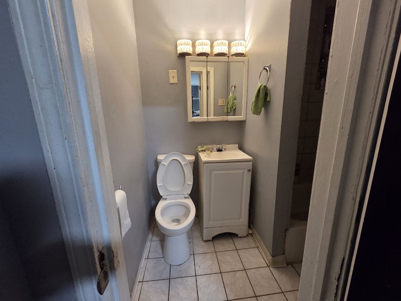 221 E 138th Street, Dolton, IL 60419