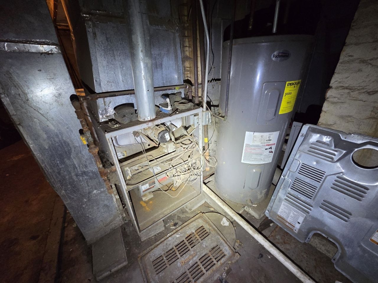 221 E 138th Street, Dolton, IL 60419