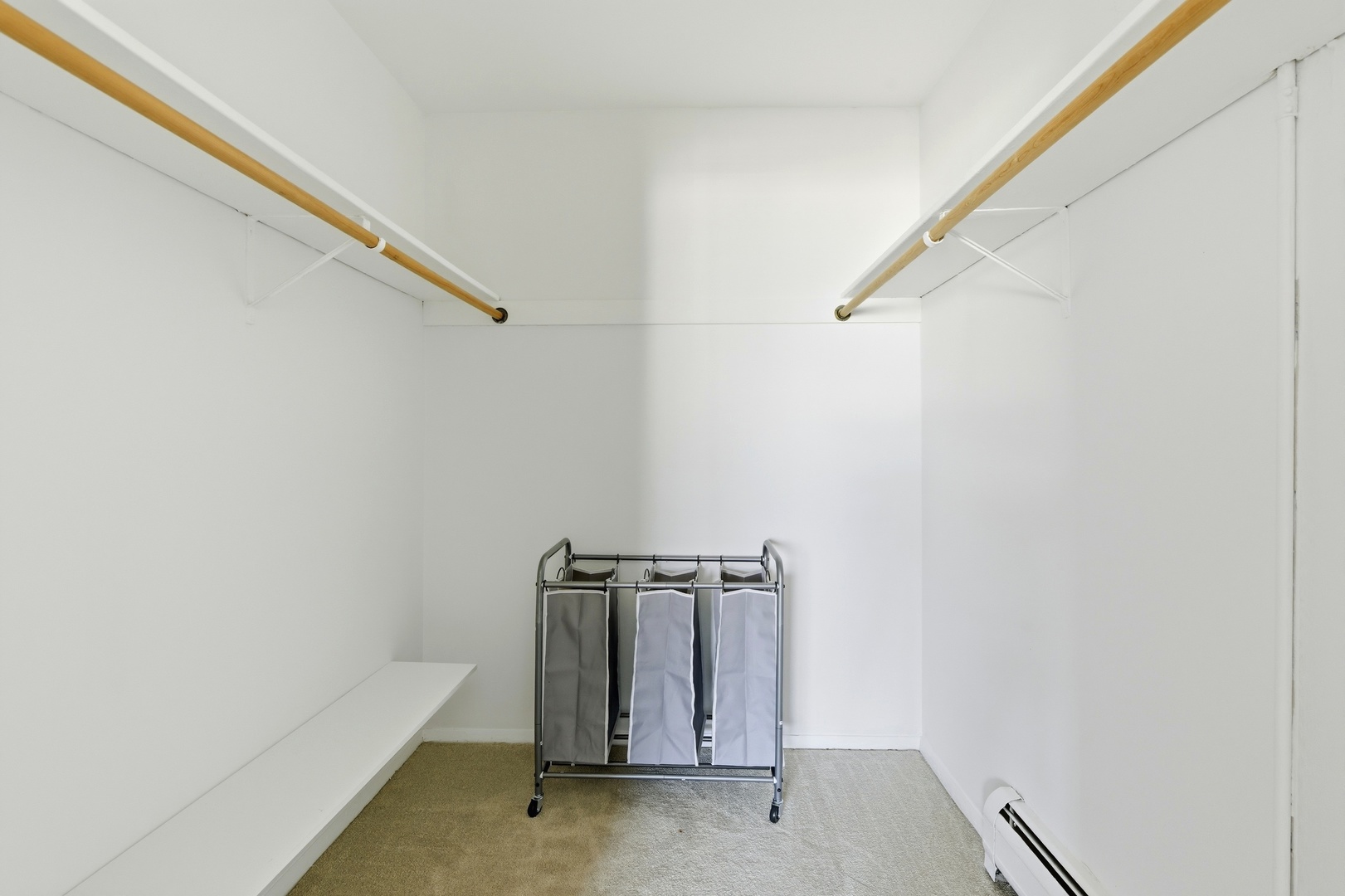 2620 N Windsor Drive #204, Arlington Heights, IL 60004