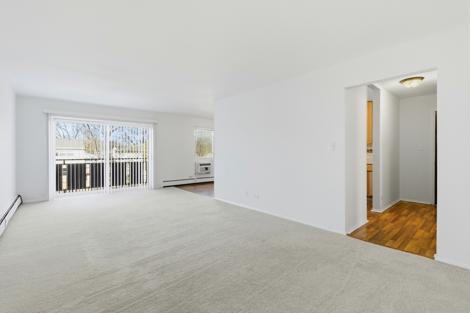 2620 N Windsor Drive #204, Arlington Heights, IL 60004