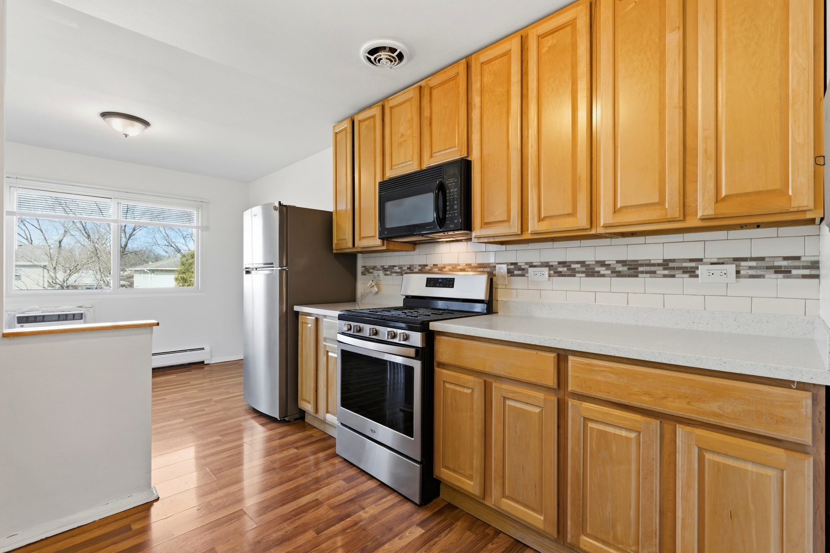 2620 N Windsor Drive #204, Arlington Heights, IL 60004