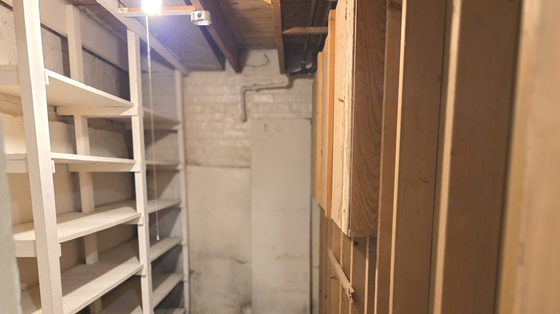 9243 S Francisco Avenue, Evergreen Park, IL 60805