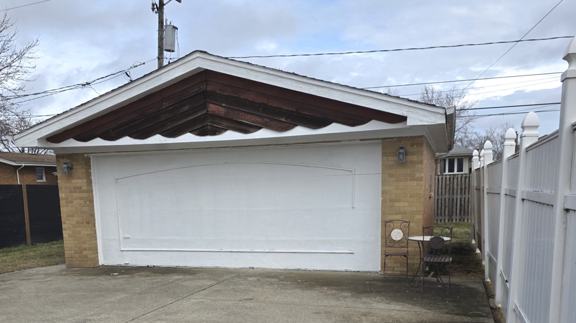 9243 S Francisco Avenue, Evergreen Park, IL 60805