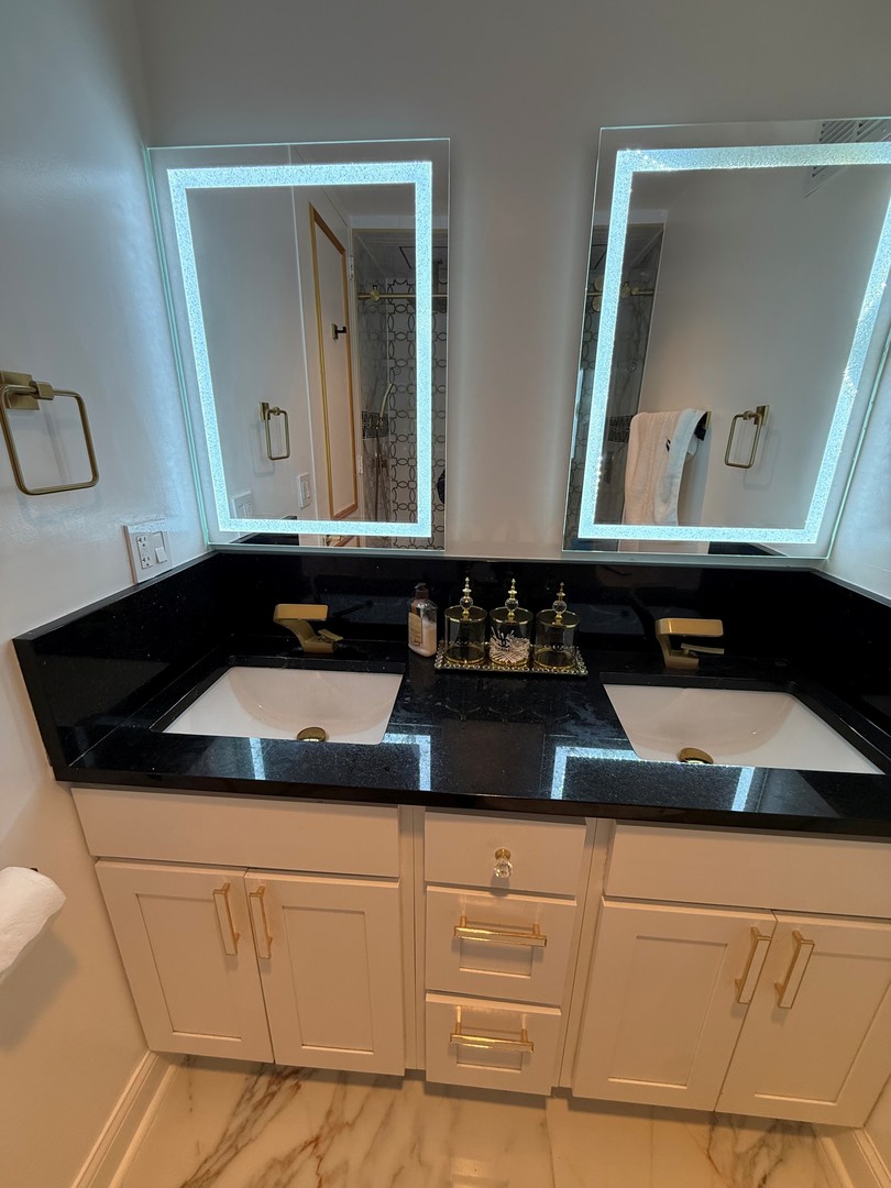 505 N Lake Shore Drive #2017, Chicago, IL 60611