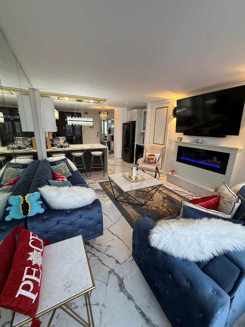 505 N Lake Shore Drive #2017, Chicago, IL 60611