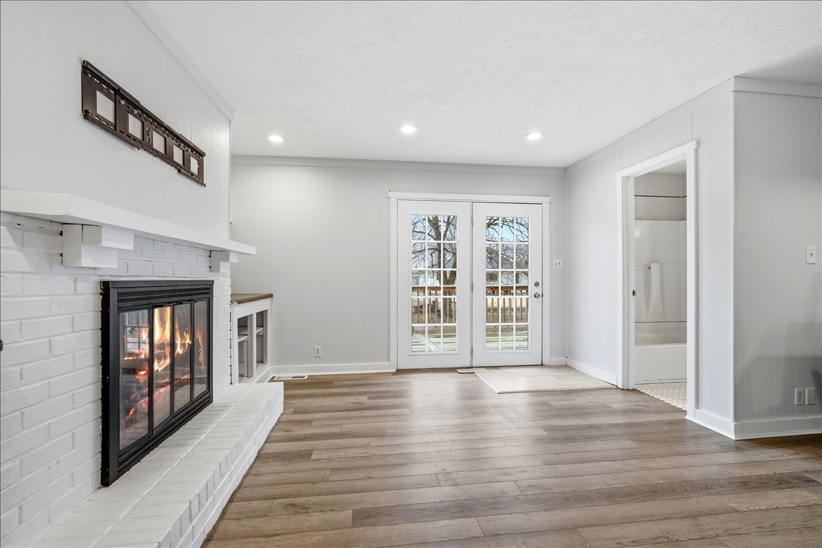 811 W College Avenue, Normal, IL 61761