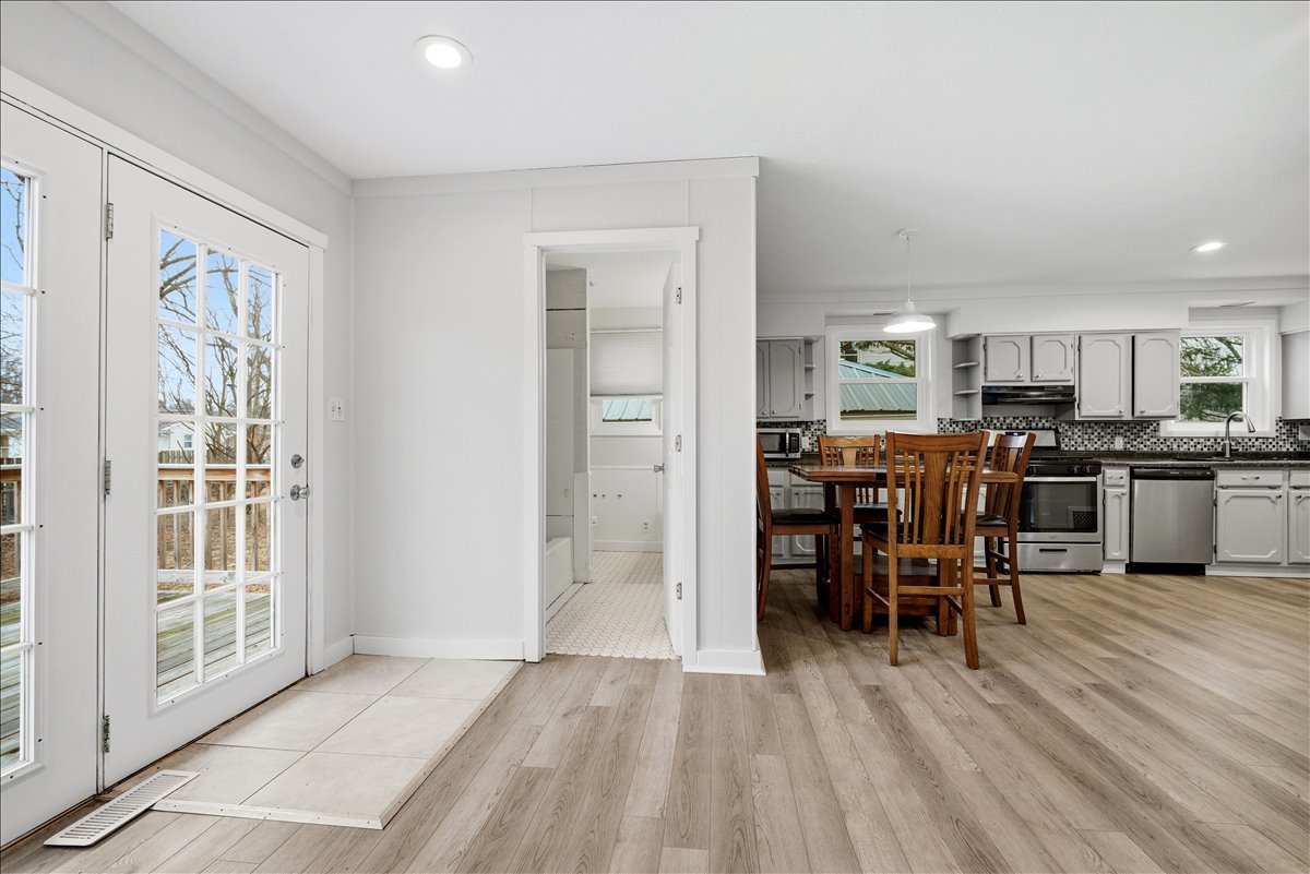 811 W College Avenue, Normal, IL 61761