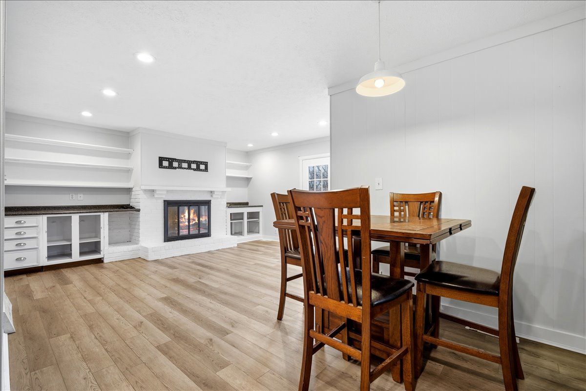 811 W College Avenue, Normal, IL 61761