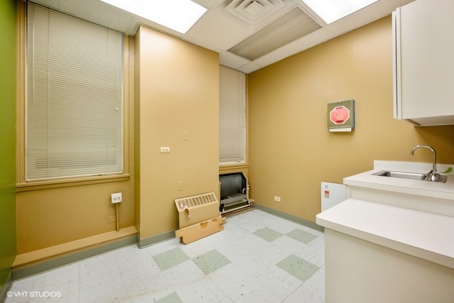 111 N Wabash Avenue #1205, Chicago, IL 60602