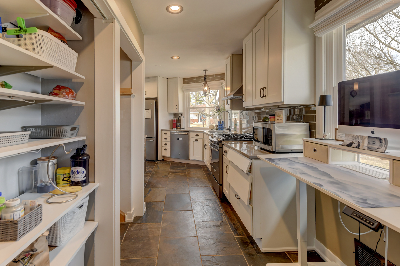 712 Gardner Road, Flossmoor, IL 60422