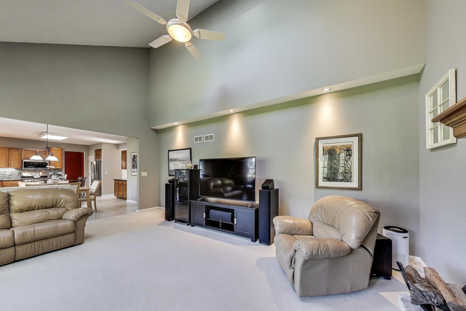 23058 Arbor Creek Drive, Plainfield, IL 60586