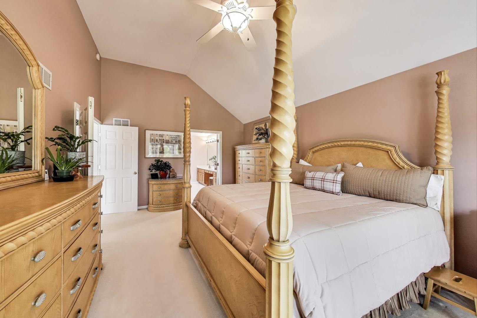 23058 Arbor Creek Drive, Plainfield, IL 60586