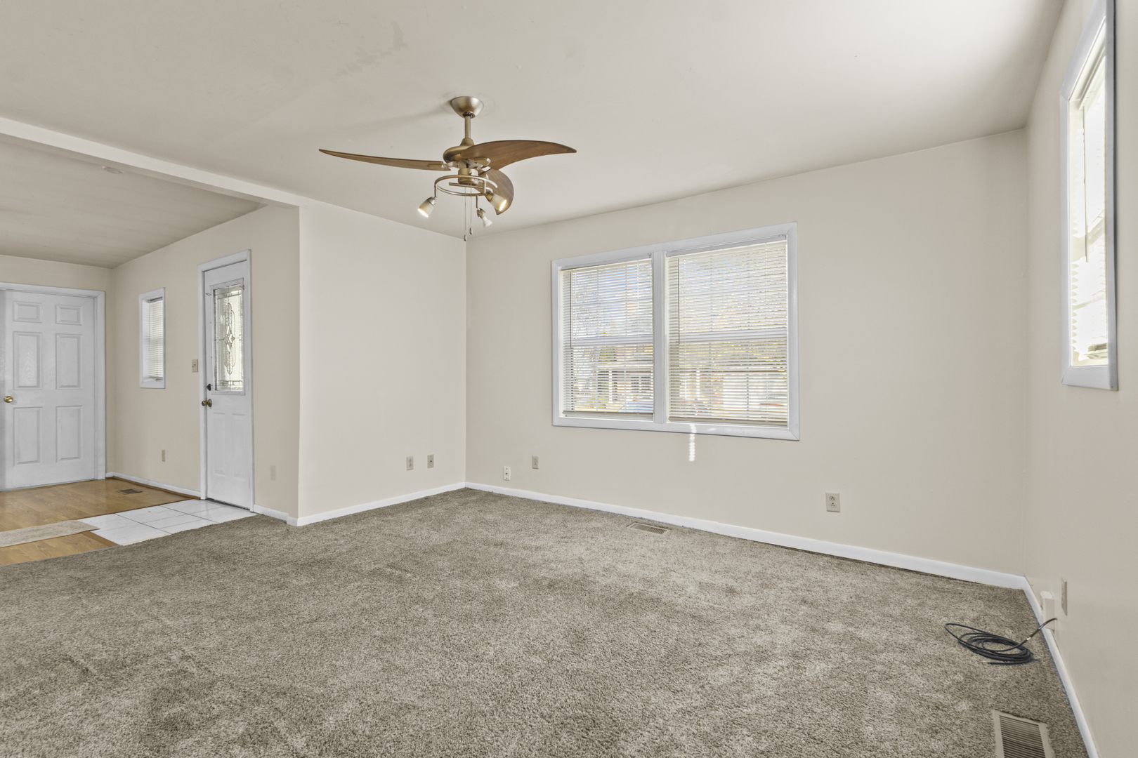 209 N Maple Street, Grant Park, IL 60940