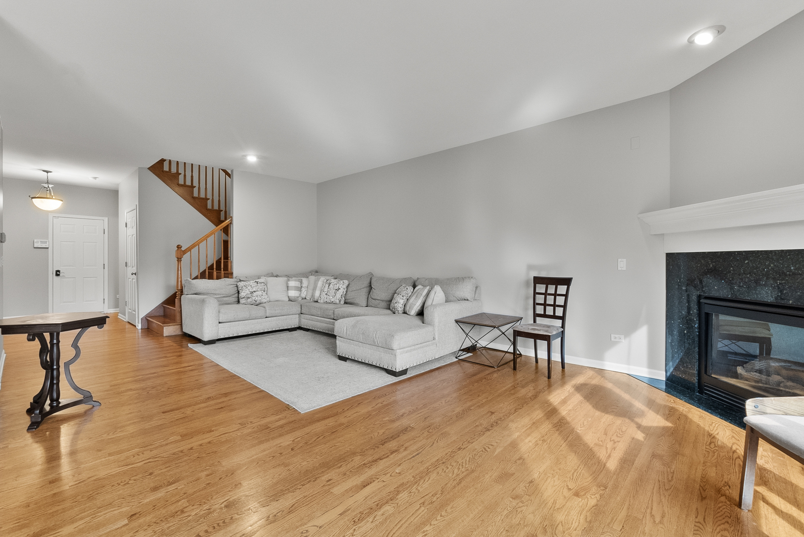 217 Winding Trails Drive, Willow Springs, IL 60480