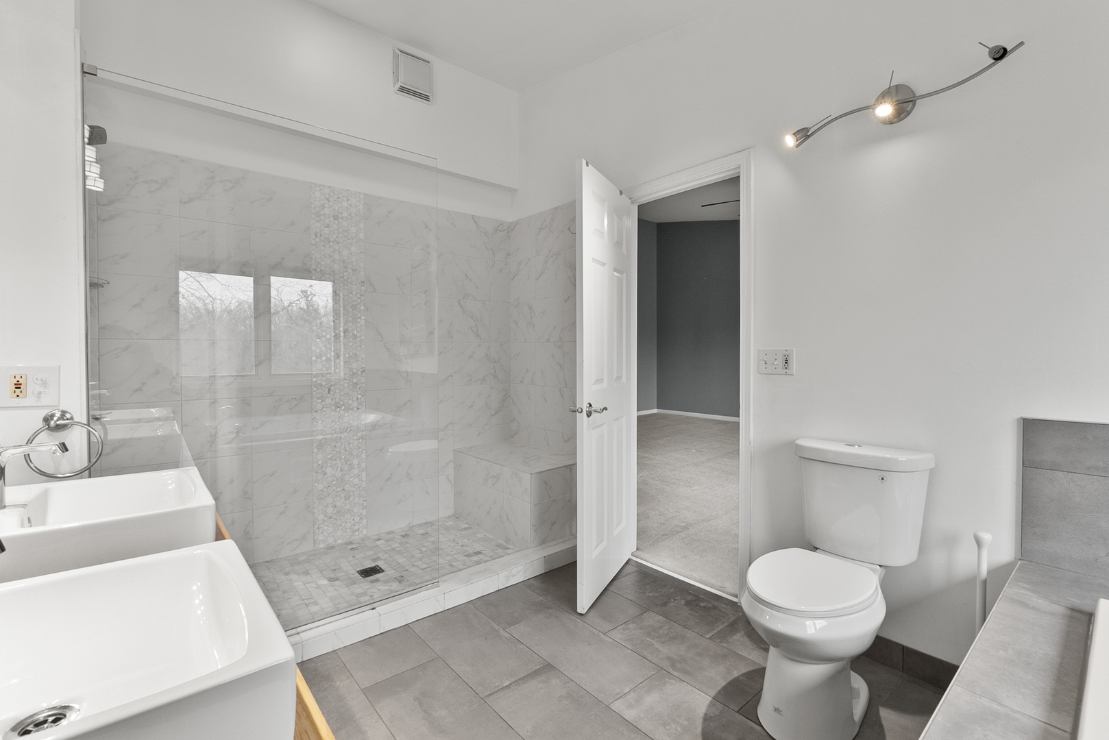 217 Winding Trails Drive, Willow Springs, IL 60480