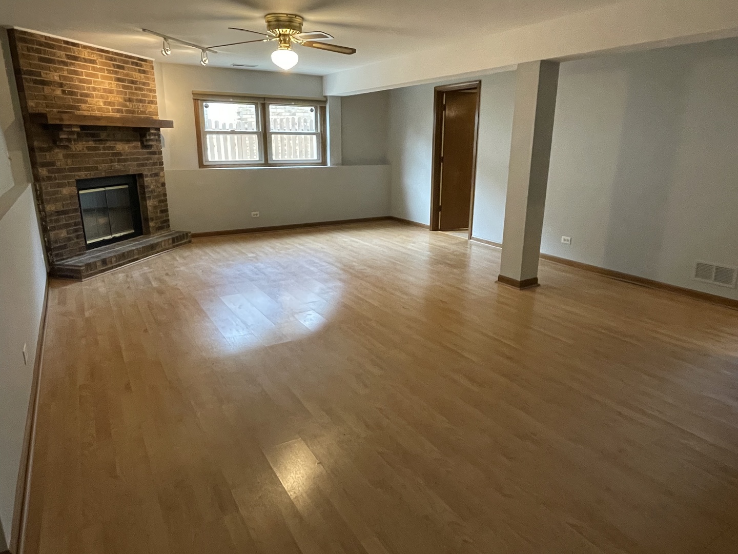 1405 E Bailey Road, Naperville, IL 60565