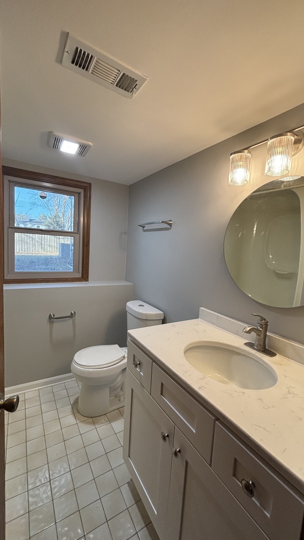 1405 E Bailey Road, Naperville, IL 60565