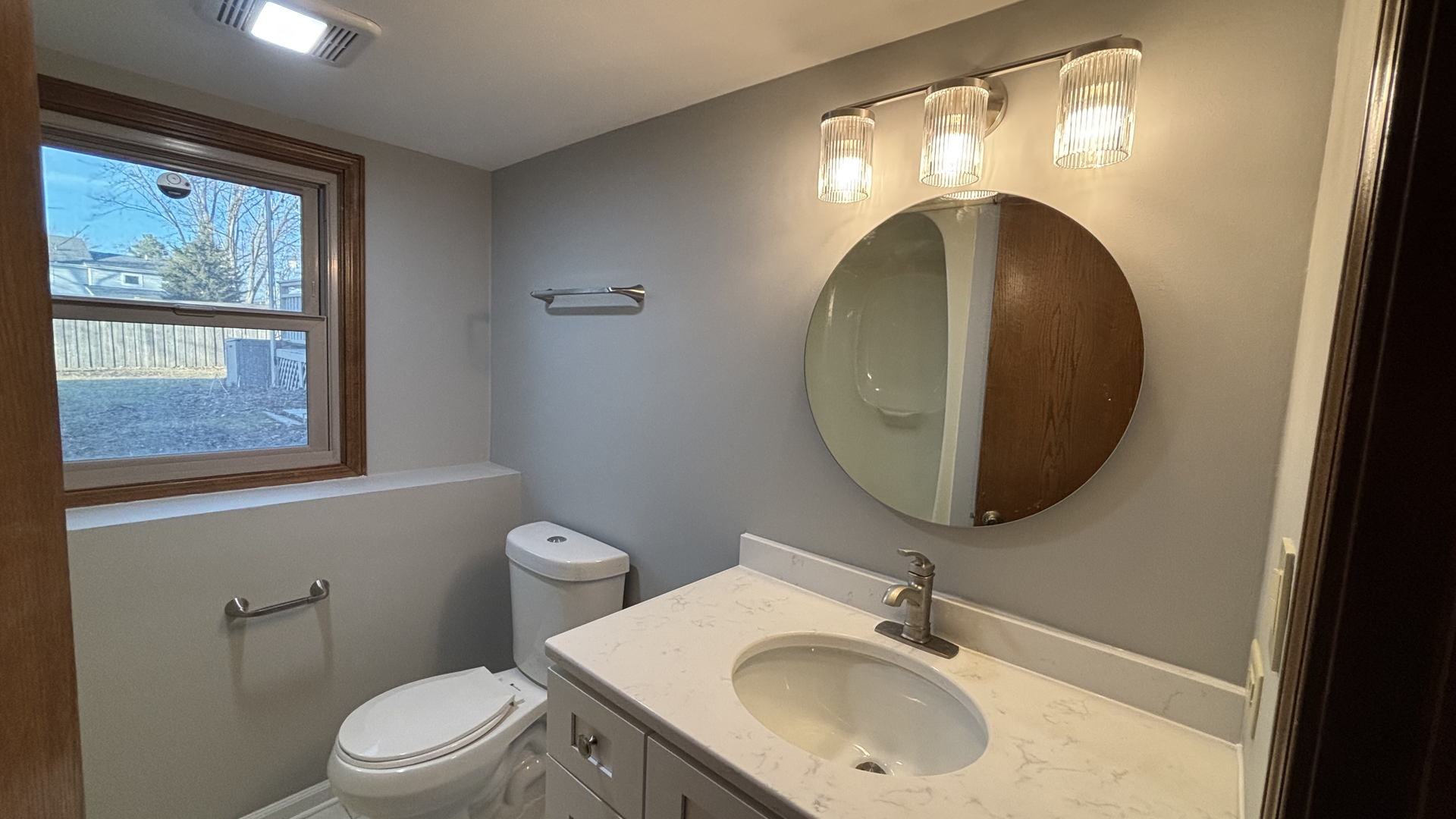 1405 E Bailey Road, Naperville, IL 60565