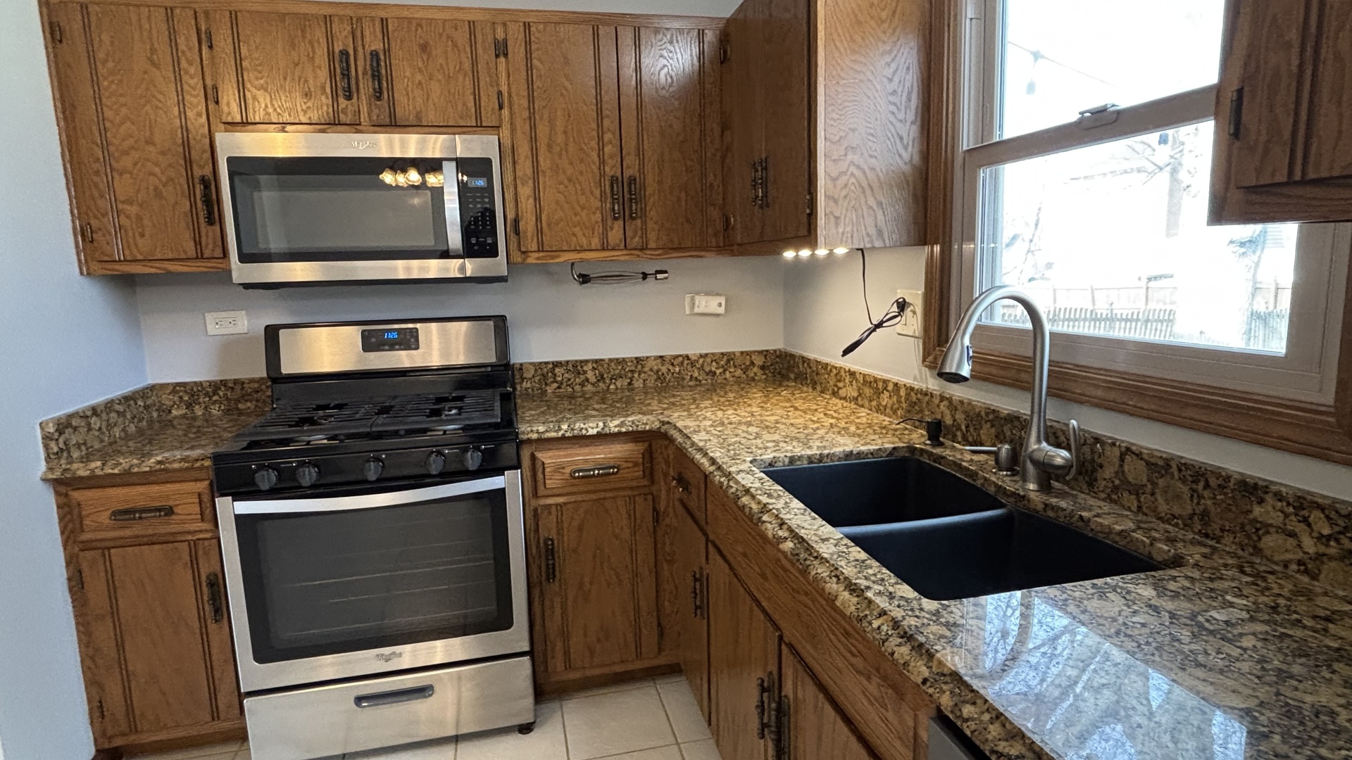 1405 E Bailey Road, Naperville, IL 60565