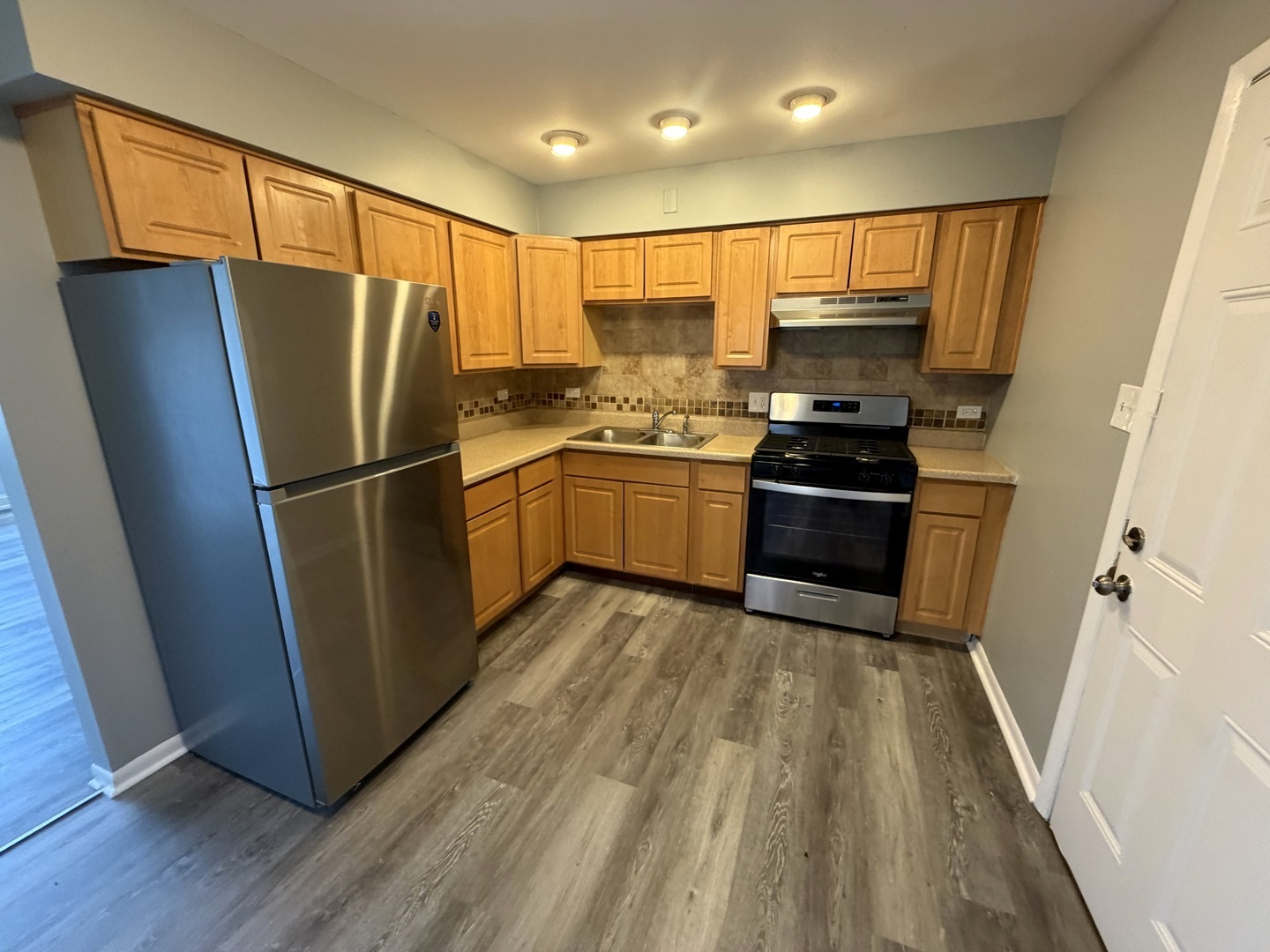 12204 S Lawndale Avenue, Alsip, IL 60803