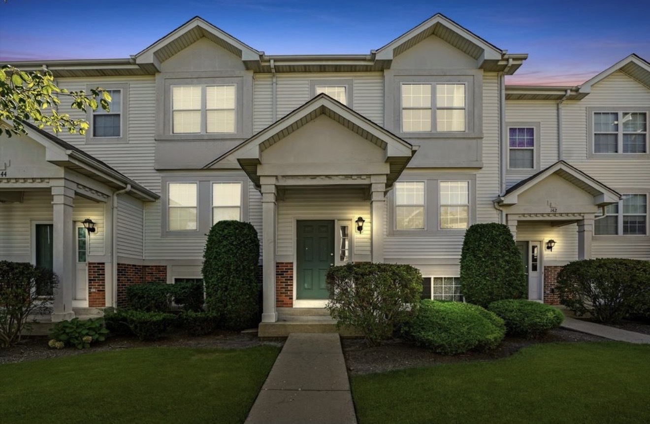 143 Holiday Lane, Hainesville, IL 60073