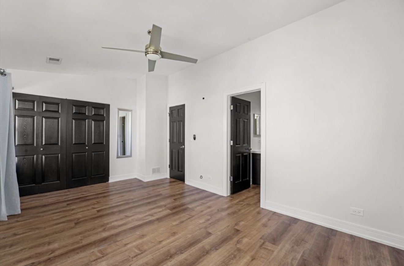 143 Holiday Lane, Hainesville, IL 60073