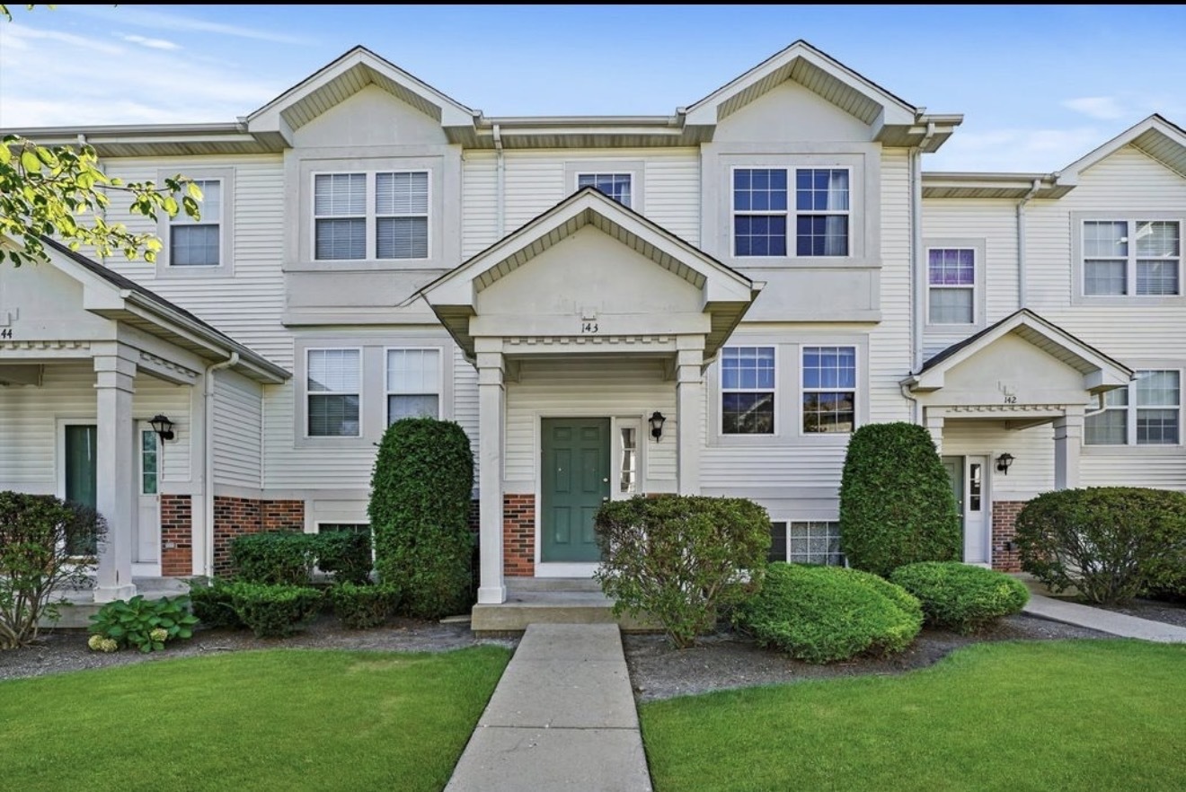 143 Holiday Lane, Hainesville, IL 60073