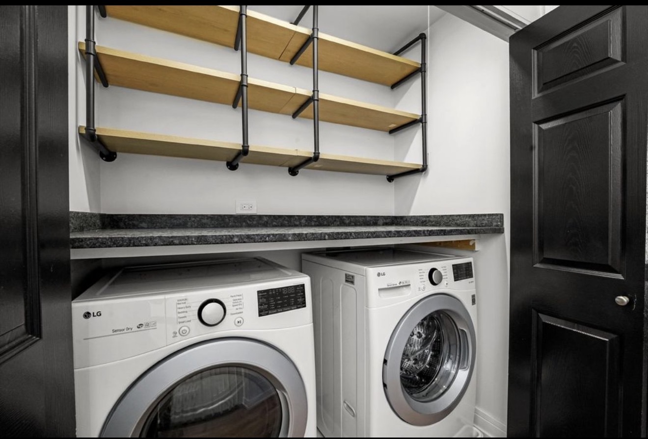 143 Holiday Lane, Hainesville, IL 60073