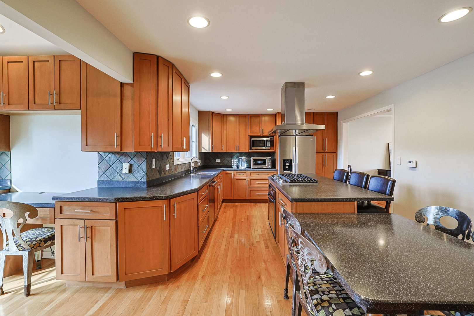 3935 Russett Lane, Northbrook, IL 60062