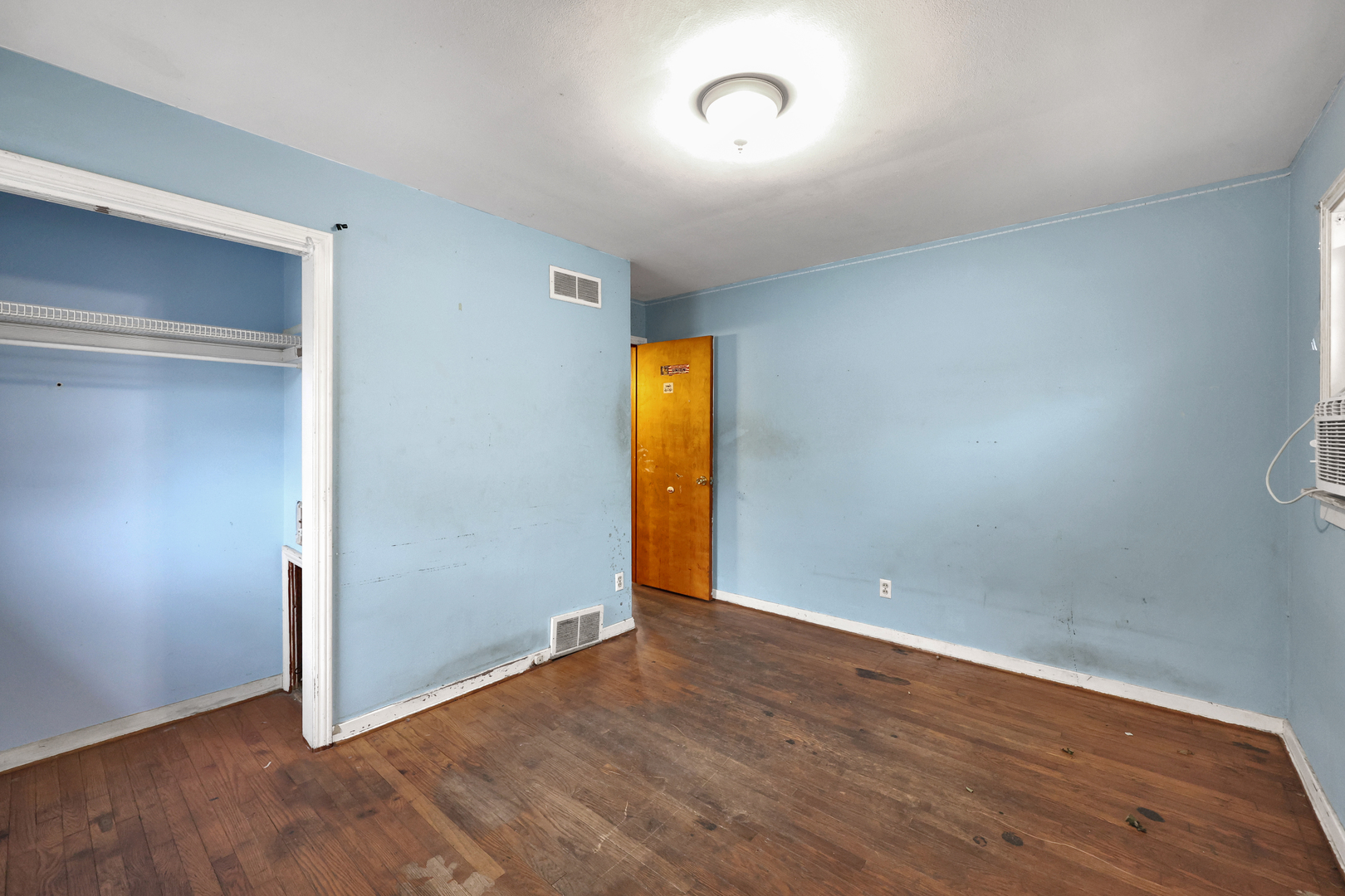 18446 Glen Oak Avenue, Lansing, IL 60438