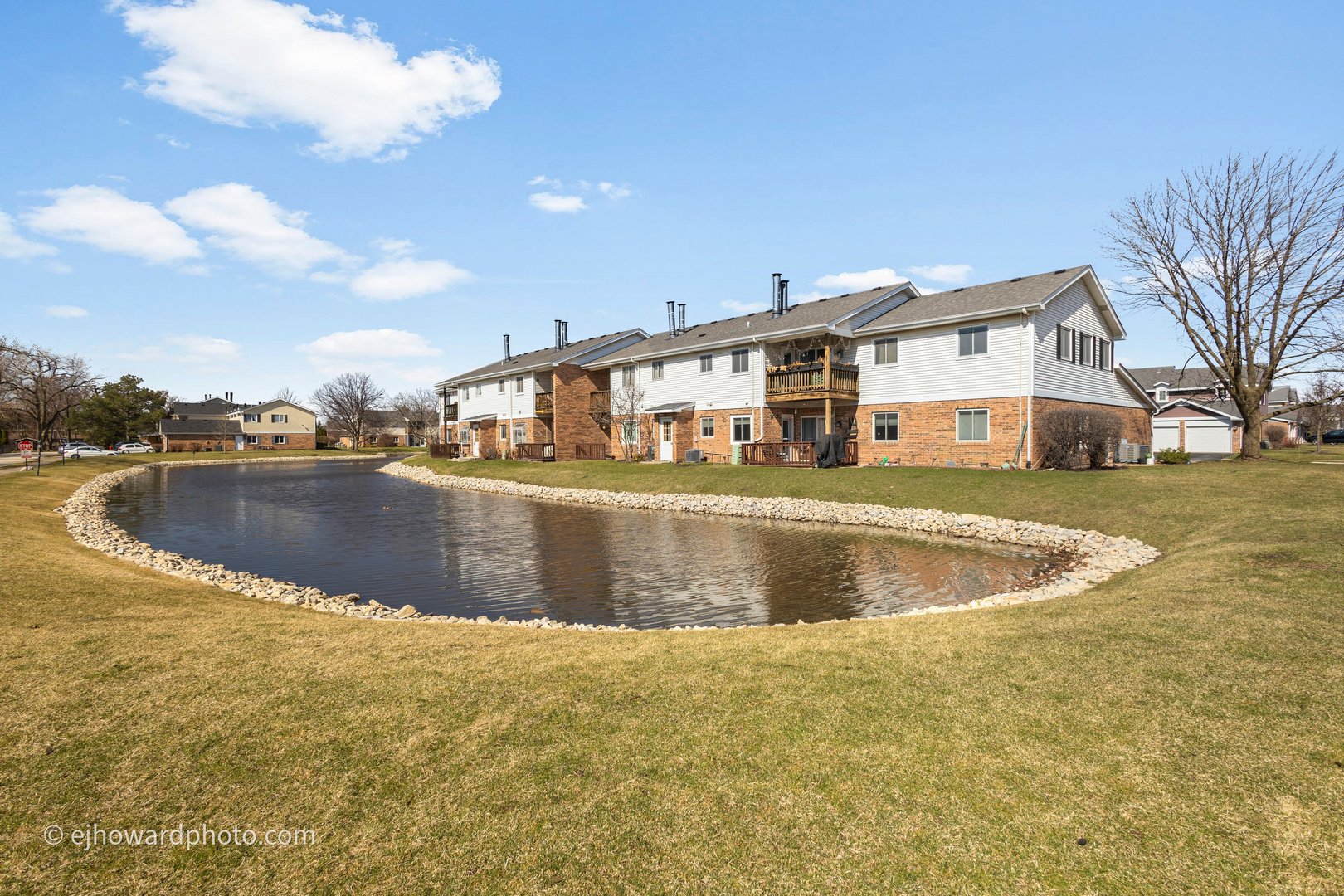 727 Maplewood Court #A, Willowbrook, IL 60527