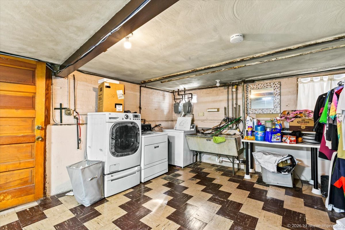 6335 S Kostner Avenue, Chicago, IL 60629