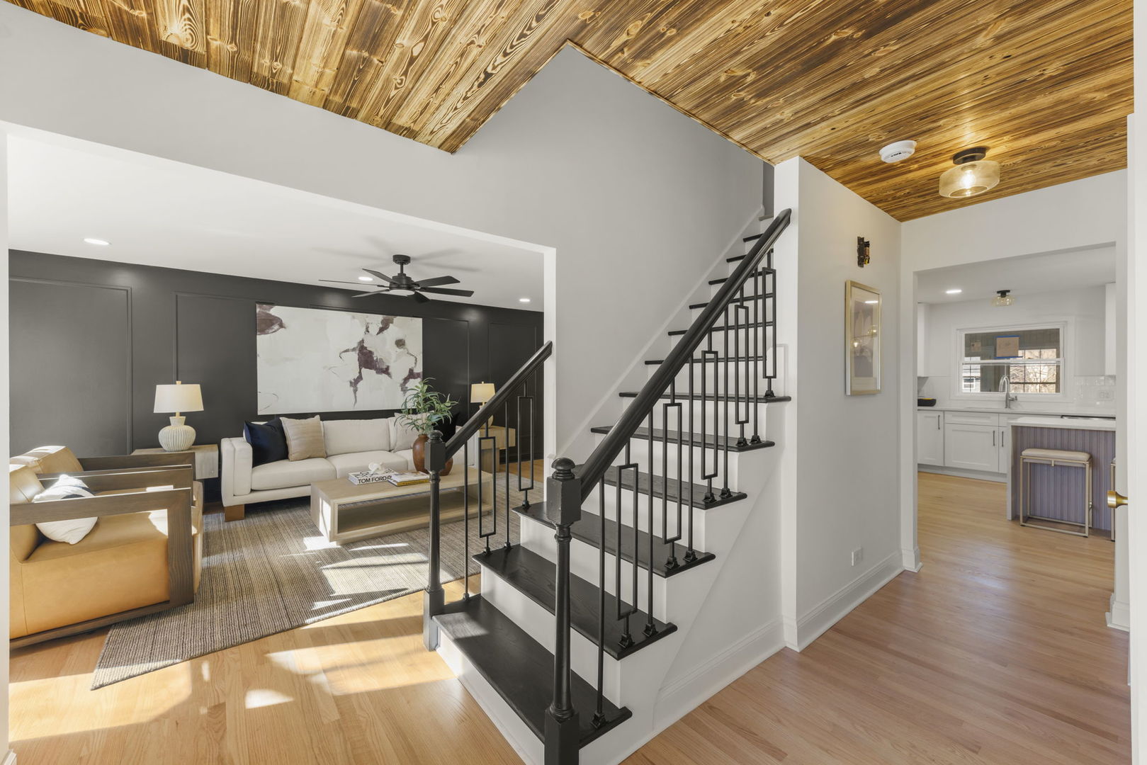 613 Zaininger Avenue, Naperville, IL 60563