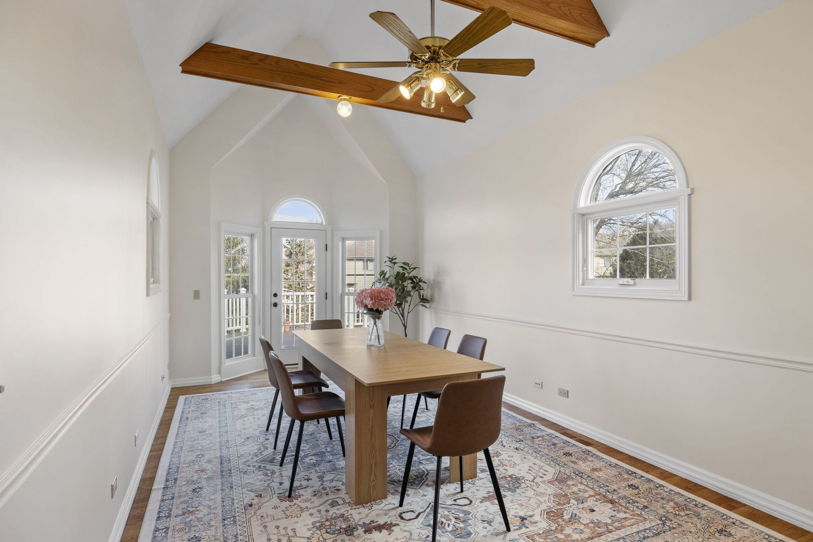 2715 Wendy Drive, Naperville, IL 60565