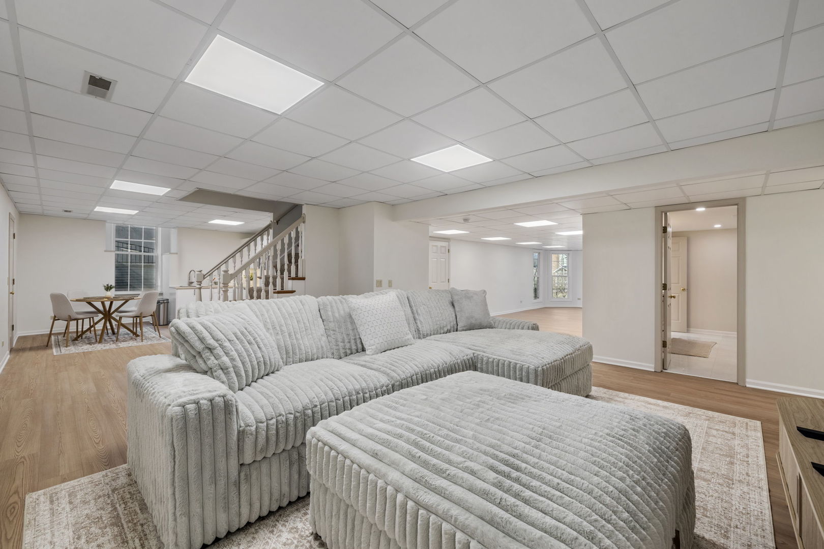 2715 Wendy Drive, Naperville, IL 60565