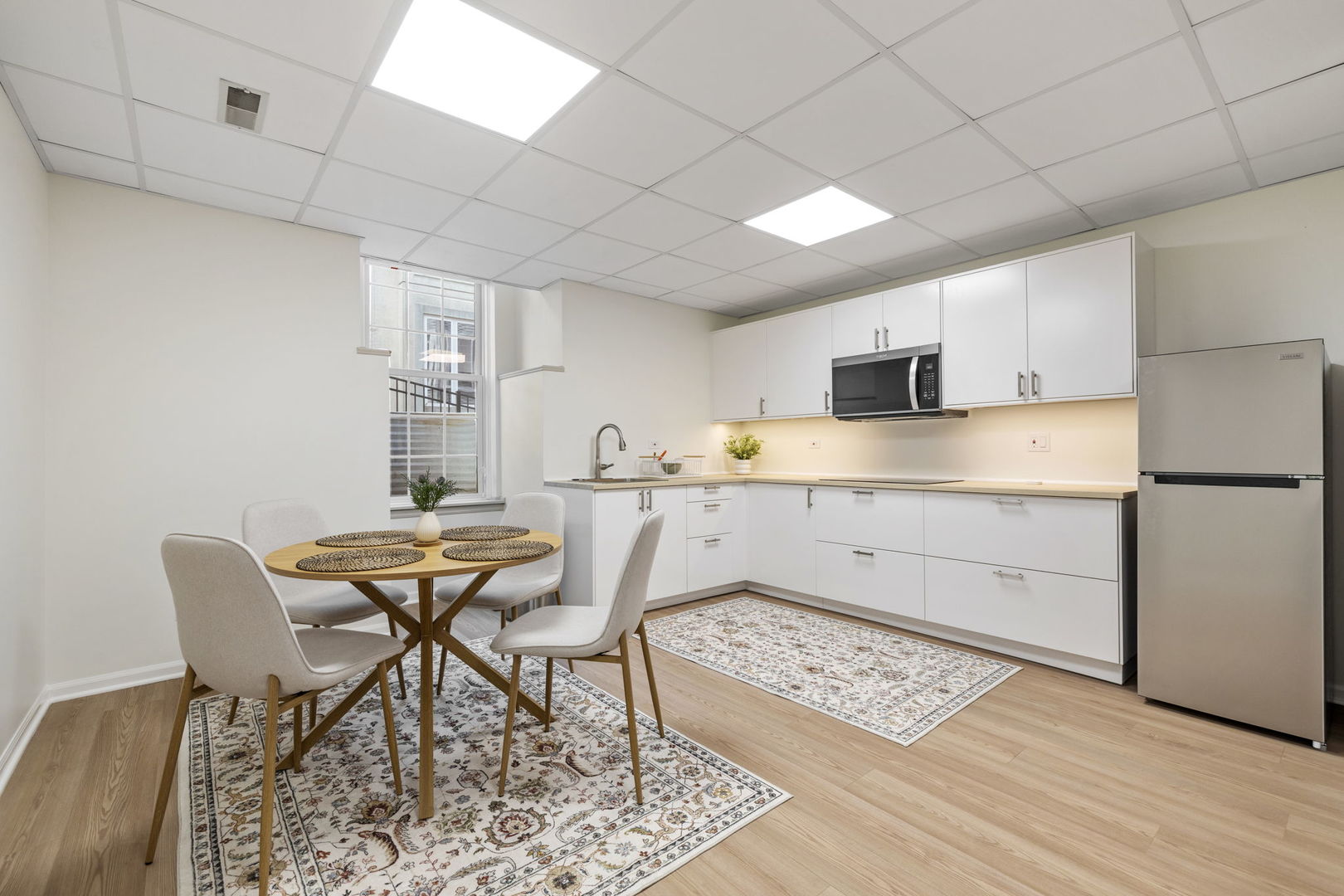 2715 Wendy Drive, Naperville, IL 60565