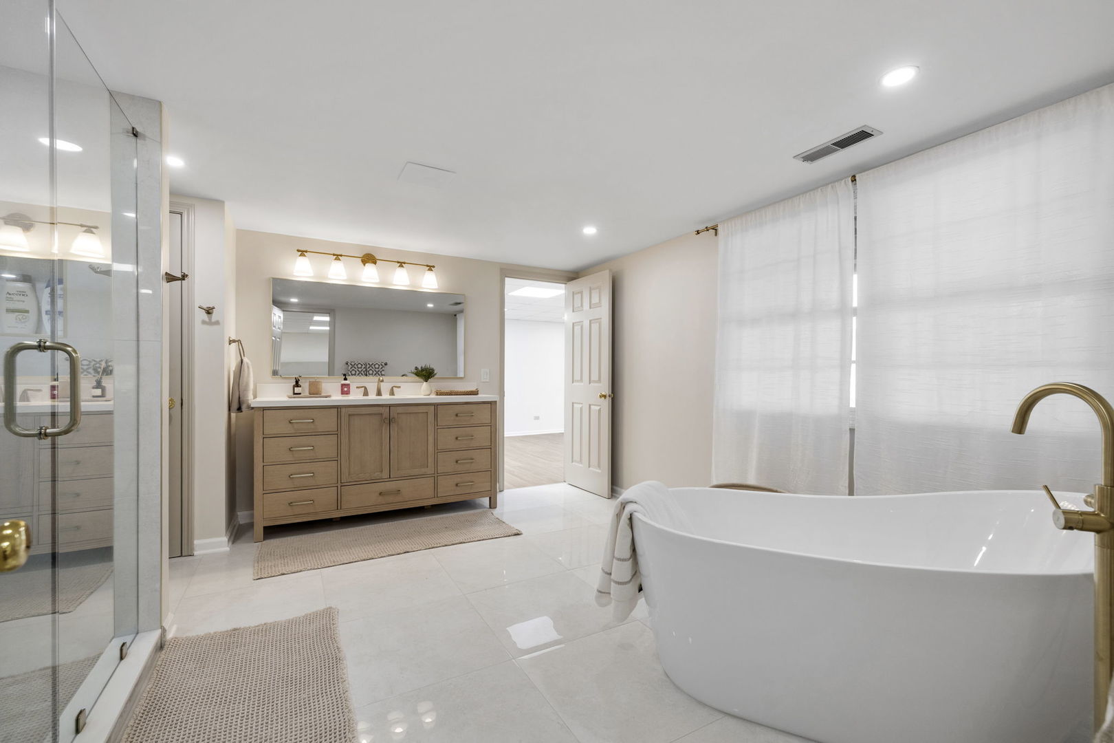 2715 Wendy Drive, Naperville, IL 60565