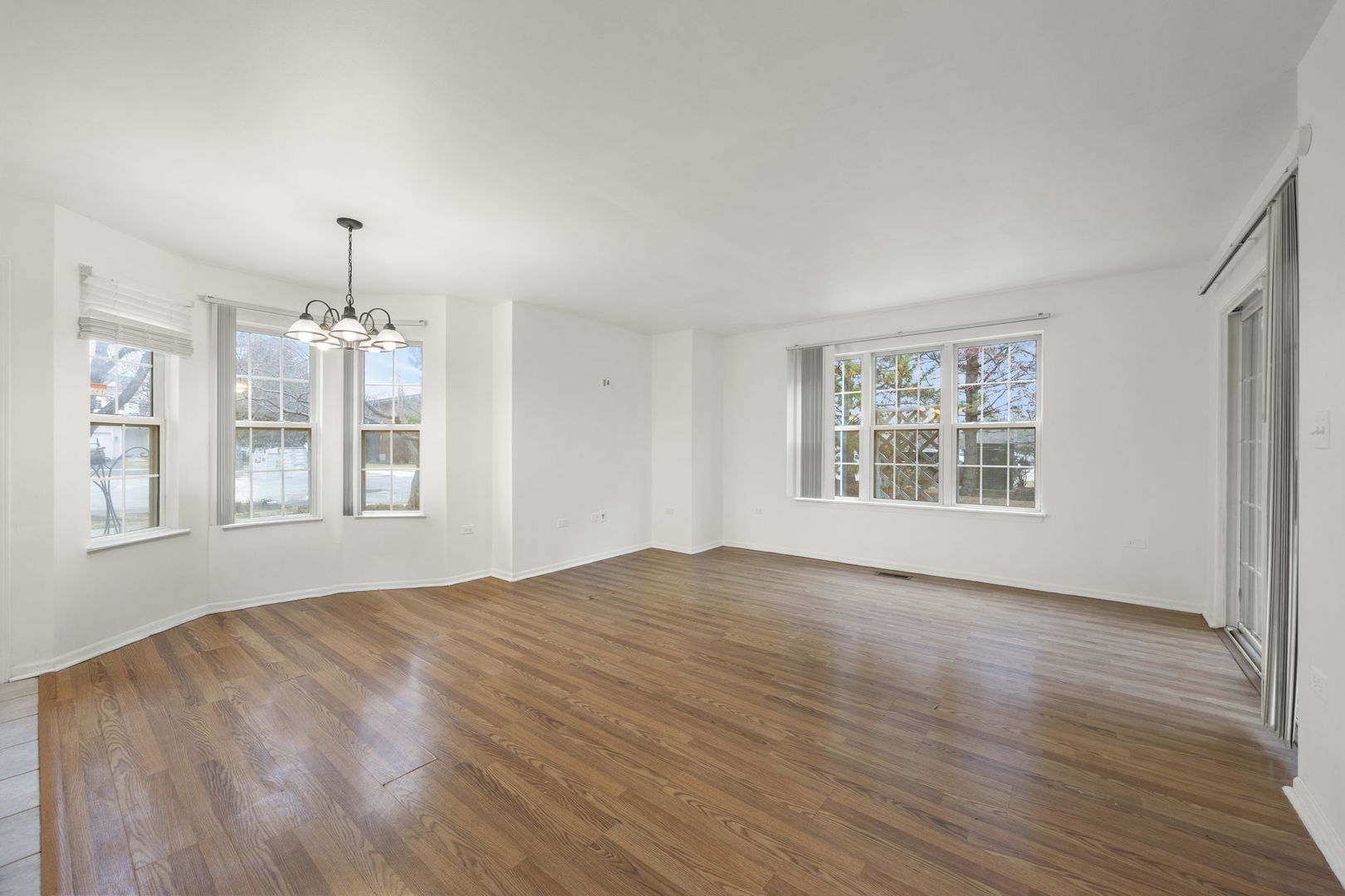 2204 Waterleaf Court #104, Naperville, IL 60564