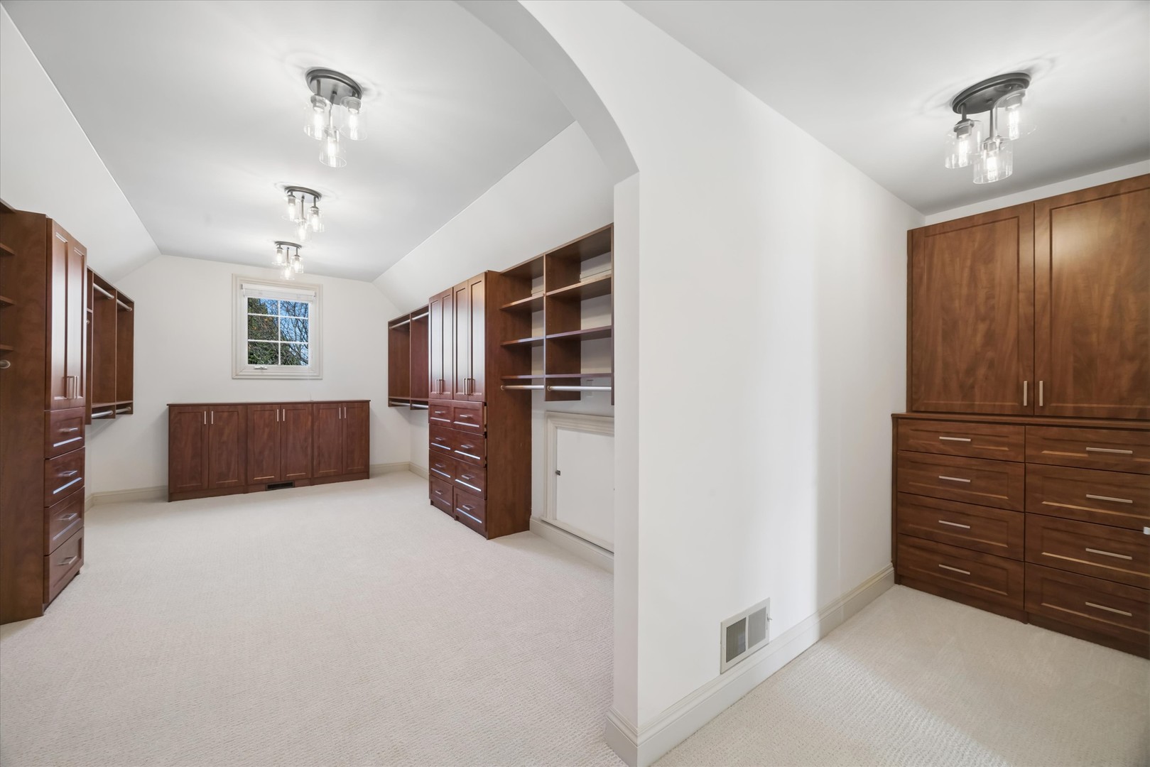 763 Twin Elms Lane, Batavia, IL 60510