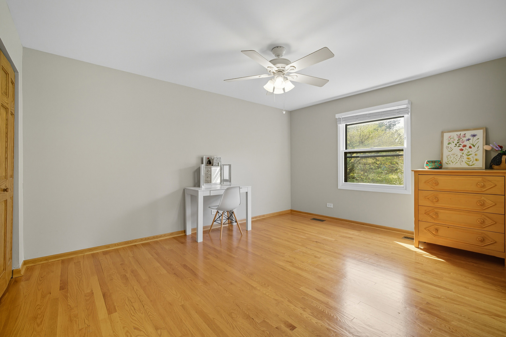 26587 N Cherrywood Lane, Wauconda, IL 60084