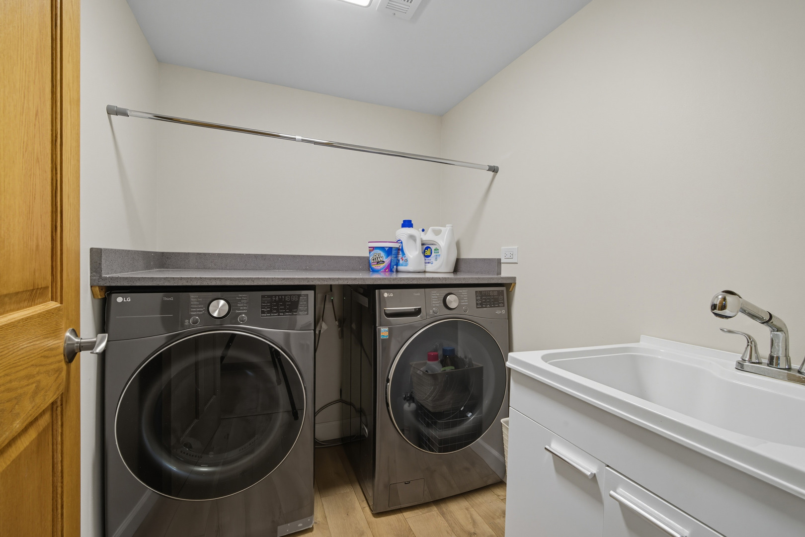 26587 N Cherrywood Lane, Wauconda, IL 60084